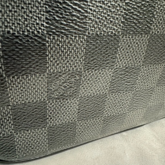 Louis Vuitton Damier Graphite Truth Toilette Bag - Picture 7 of 11